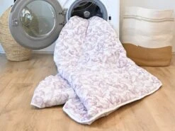 HappyBed Violet Leaves All Year Dekbed - 200x200 Cm -Bo-Camp Verkoopwinkel 5cf4a24c4baedb4c