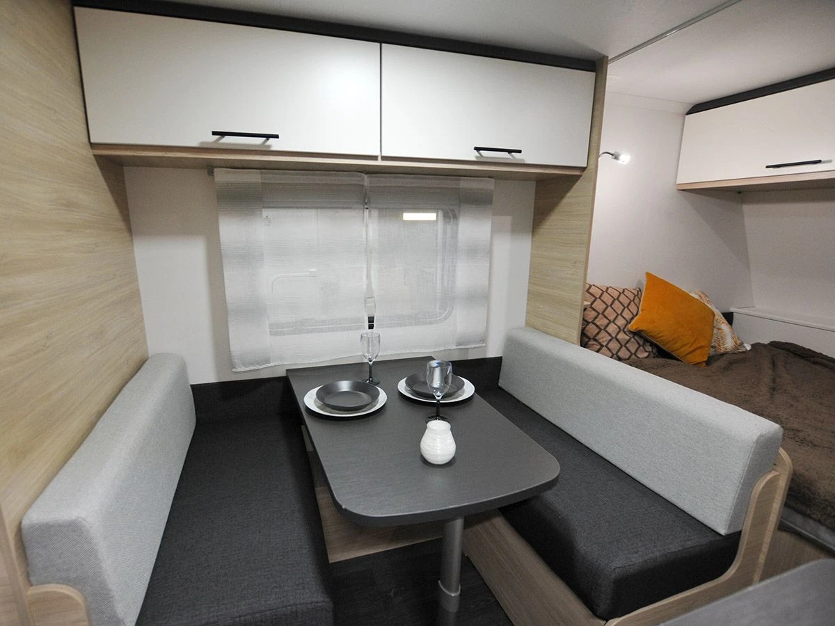 Caravelair Alba 466 Family Caravan 9 Caravelair Alba 466 Family Caravan - Afbeelding 7