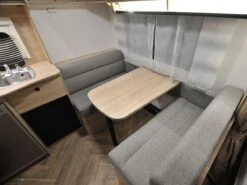 Caravelair Sport Line 410 Caravan -Bo-Camp Verkoopwinkel caravelair sport line 410 2024 3 ecommerce 1