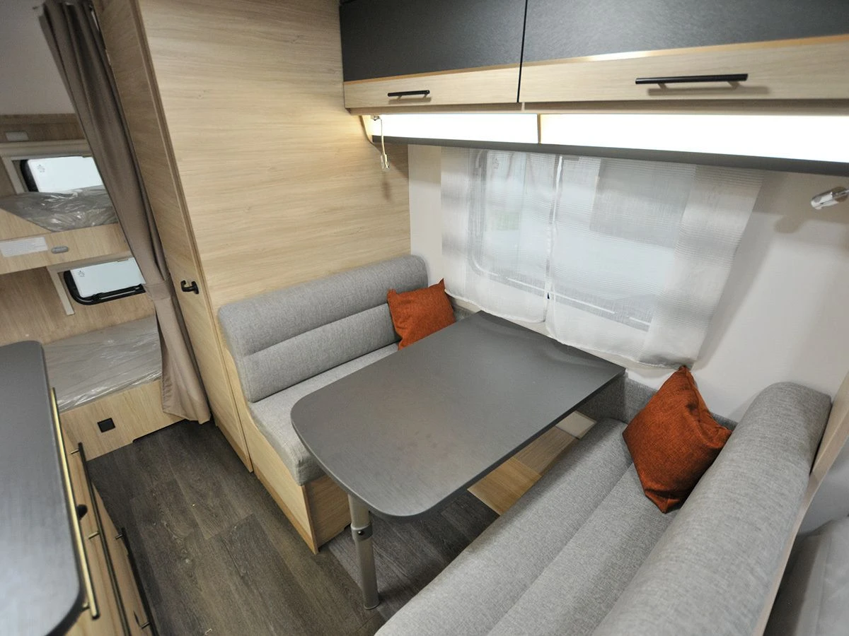 Caravelair Alba Style 466 Family Caravan 6 Caravelair Alba Style 466 Family Caravan - Afbeelding 4