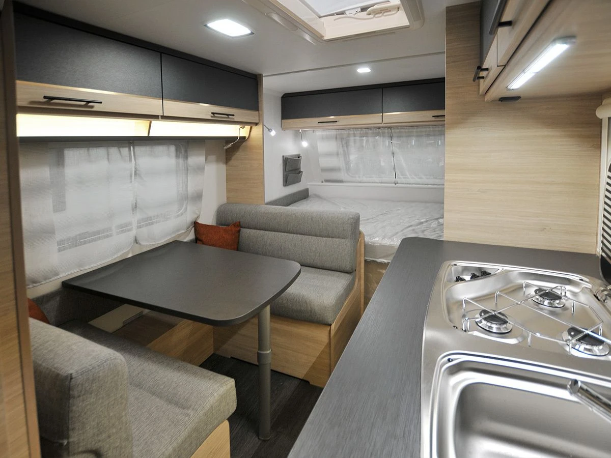 Caravelair Alba Style 466 Family Caravan 11 Caravelair Alba Style 466 Family Caravan - Afbeelding 9