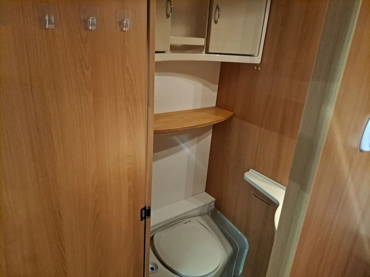 Caravelair Antares Luxe 400 2013 Caravan 9 Caravelair Antares Luxe 400 2013 Caravan - Afbeelding 7