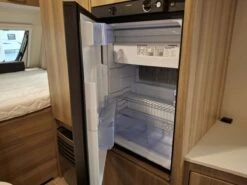 Dethleffs C'Joy 390 QSH 2018 Caravan -Bo-Camp Verkoopwinkel dethleffsc joyqsh20189 ecommerce