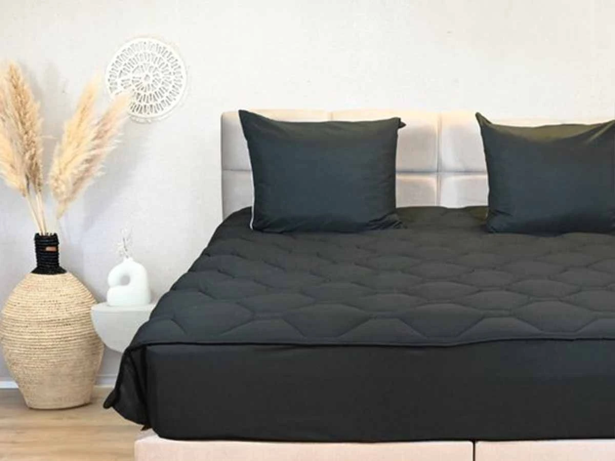 HappyBed Black All Year Dekbed - 200x200 Cm 5 HappyBed Black All Year Dekbed - 200x200 Cm - Afbeelding 3