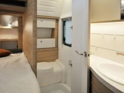 Fendt Bianco Selection 465 SFB Caravan -Bo-Camp Verkoopwinkel fendt 465 sfbbianco sel 2023 6 ecommerce