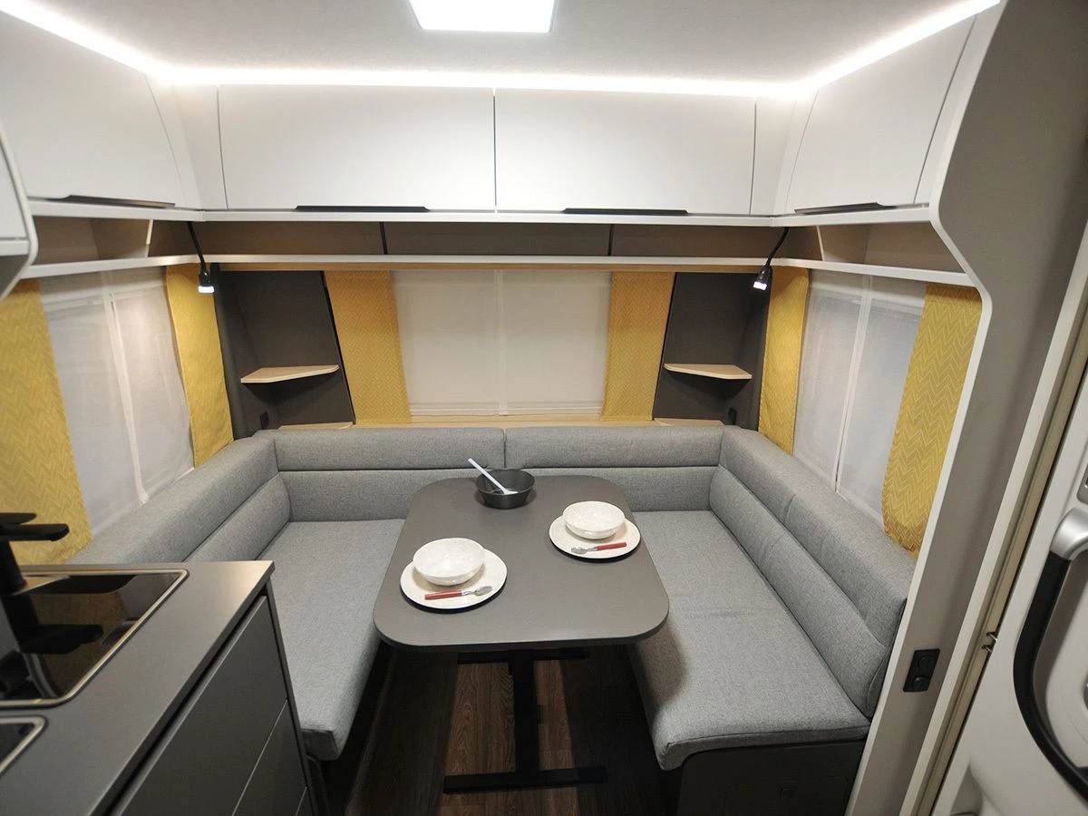 Fendt Apero 495 SG 2024 Caravan 5 Fendt Apero 495 SG 2024 Caravan - Afbeelding 3