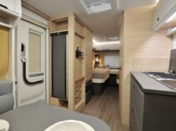 Fendt Apero 495 SG Caravan -Bo-Camp Verkoopwinkel fendt apero 495 sg 6 ecommerce