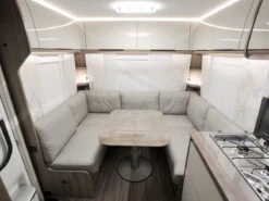 Fendt 550 SG Tendenza 2025 Caravan -Bo-Camp Verkoopwinkel fendt tendenza 550 sg 2025 21 ecommerce