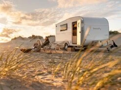 Hobby Beachy 420 2024 Caravan -Bo-Camp Verkoopwinkel hobby beachy 420 10 ecommerce