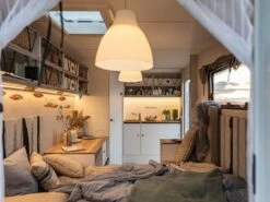 Hobby Beachy 420 2024 Caravan -Bo-Camp Verkoopwinkel hobby beachy 420 6 ecommerce