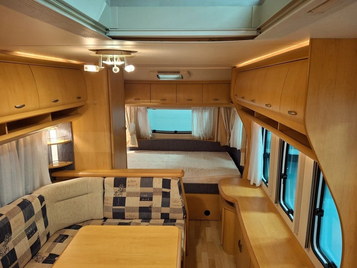 Hobby De Luxe 520 TMF 2008 Caravan 12 Hobby De Luxe 520 TMF 2008 Caravan - Afbeelding 10