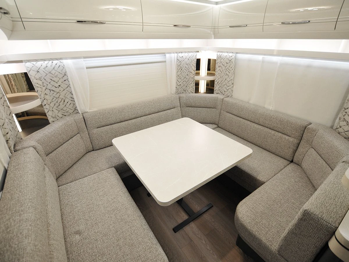 Hobby Excellent 560 Cfe 2024 Caravan 4 Hobby Excellent 560 Cfe 2024 Caravan - Afbeelding 2