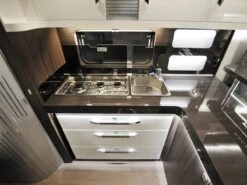 Hobby Prestige 560 FC 2024 Caravan -Bo-Camp Verkoopwinkel hobby prestige 560fc 2024 6 ecommerce