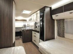 Hobby Prestige 620 CL 2025 Caravan -Bo-Camp Verkoopwinkel hobby prestige 620cl 2025 10 ecommerce