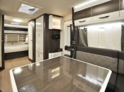 Hobby Prestige 650 UFf 2025 Caravan -Bo-Camp Verkoopwinkel hobby prestige 650uff 2025 4 ecommerce