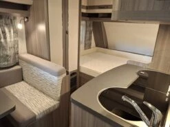 Hobby Ontour 390 SF 2021 Caravan -Bo-Camp Verkoopwinkel hobbydeluxe390sf20214 ecommerce