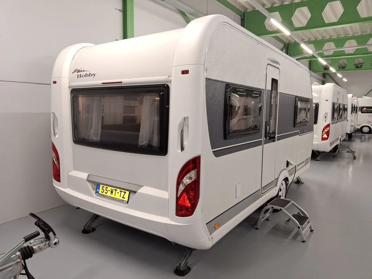 Hobby De Luxe Edition 460 UFE 2019 Caravan 5 Hobby De Luxe Edition 460 UFE 2019 Caravan - Afbeelding 3