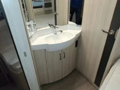 Hobby De Luxe Edition 460 UFE 2019 Caravan 16 Hobby De Luxe Edition 460 UFE 2019 Caravan -Bo-Camp Verkoopwinkel hobbydeluxeedition460ufe20197 ecommerce