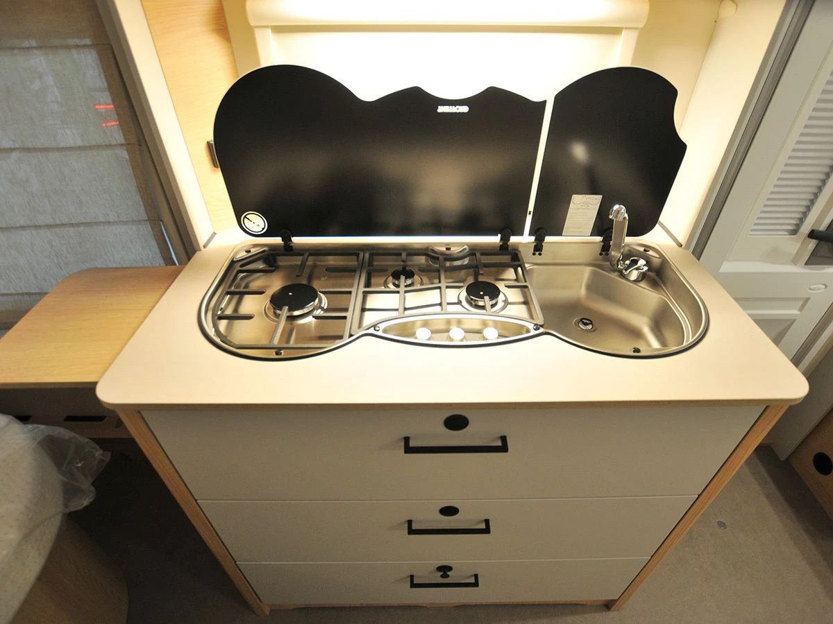 LMC Style 450 D Special Edition 2025 Caravan 9 LMC Style 450 D Special Edition 2025 Caravan - Afbeelding 7