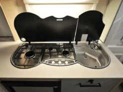 LMC Style 460 E 2025 Caravan -Bo-Camp Verkoopwinkel lmc style 460e 2025 7 ecommerce