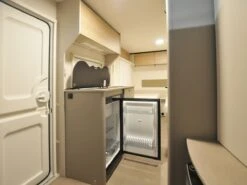 LMC Sassino 460 E 2025 Caravan -Bo-Camp Verkoopwinkel lmcsassino 460e 2025 5 ecommerce