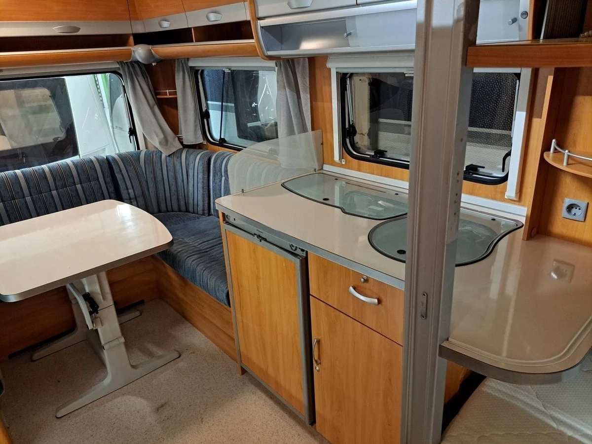 Wilk S4 HFD 450 2010 Caravan 6 Wilk S4 HFD 450 2010 Caravan - Afbeelding 4